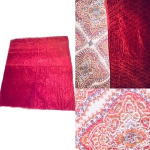 New Reversible King Size Quilt 12 lbs